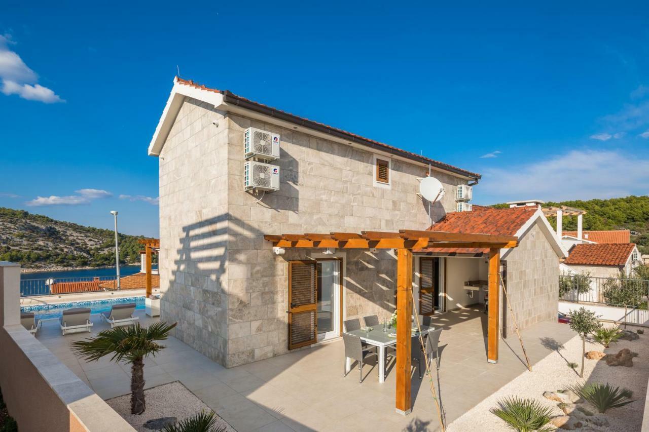 Villa Diomedes With The Sea View And The Pool Rogoznica  Eksteriør bilde