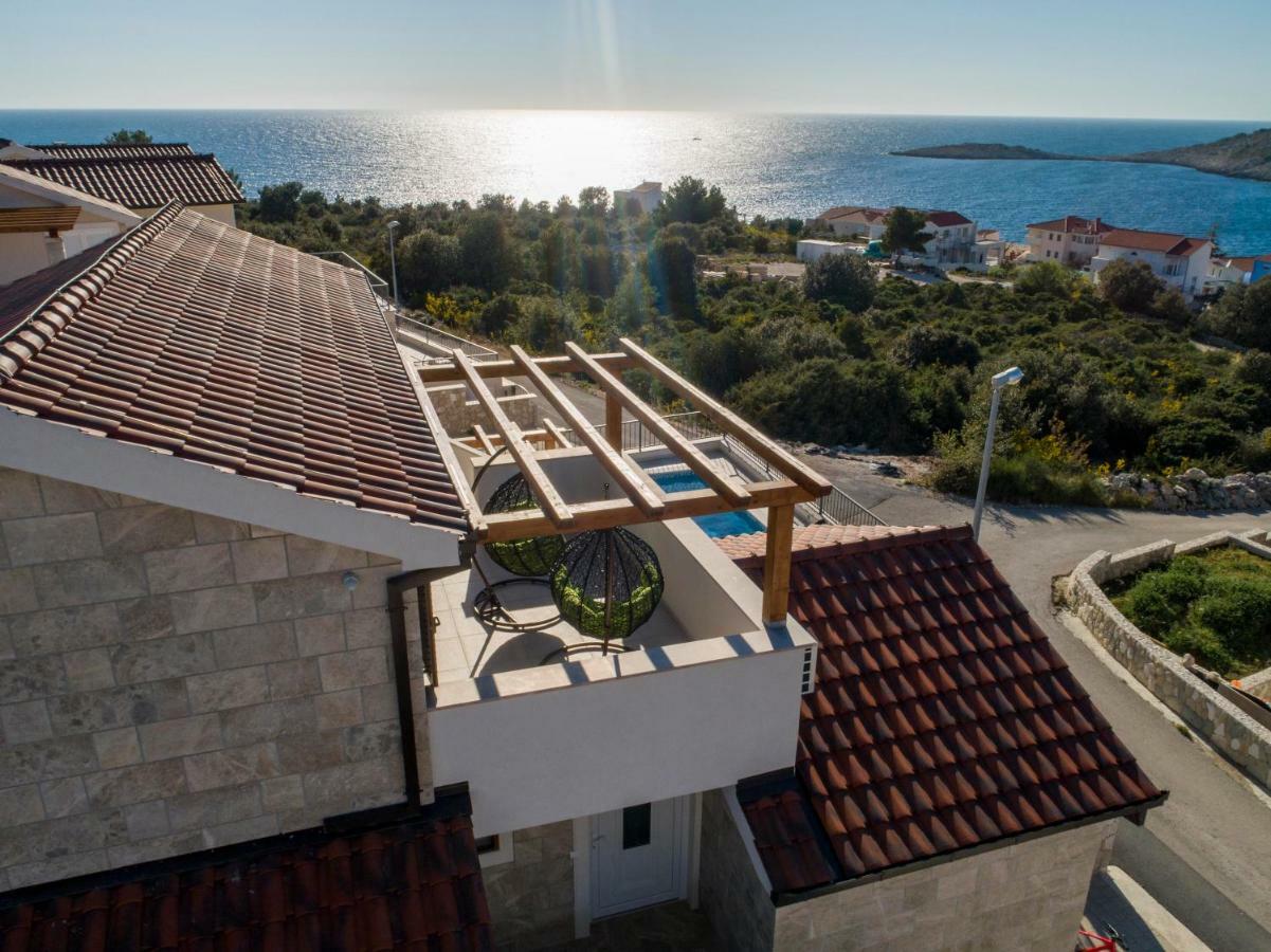 Villa Diomedes With The Sea View And The Pool Rogoznica  Eksteriør bilde